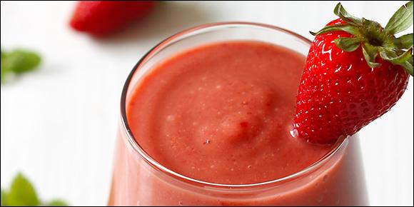 Dark Chocolate Covered Strawberry Smoothie